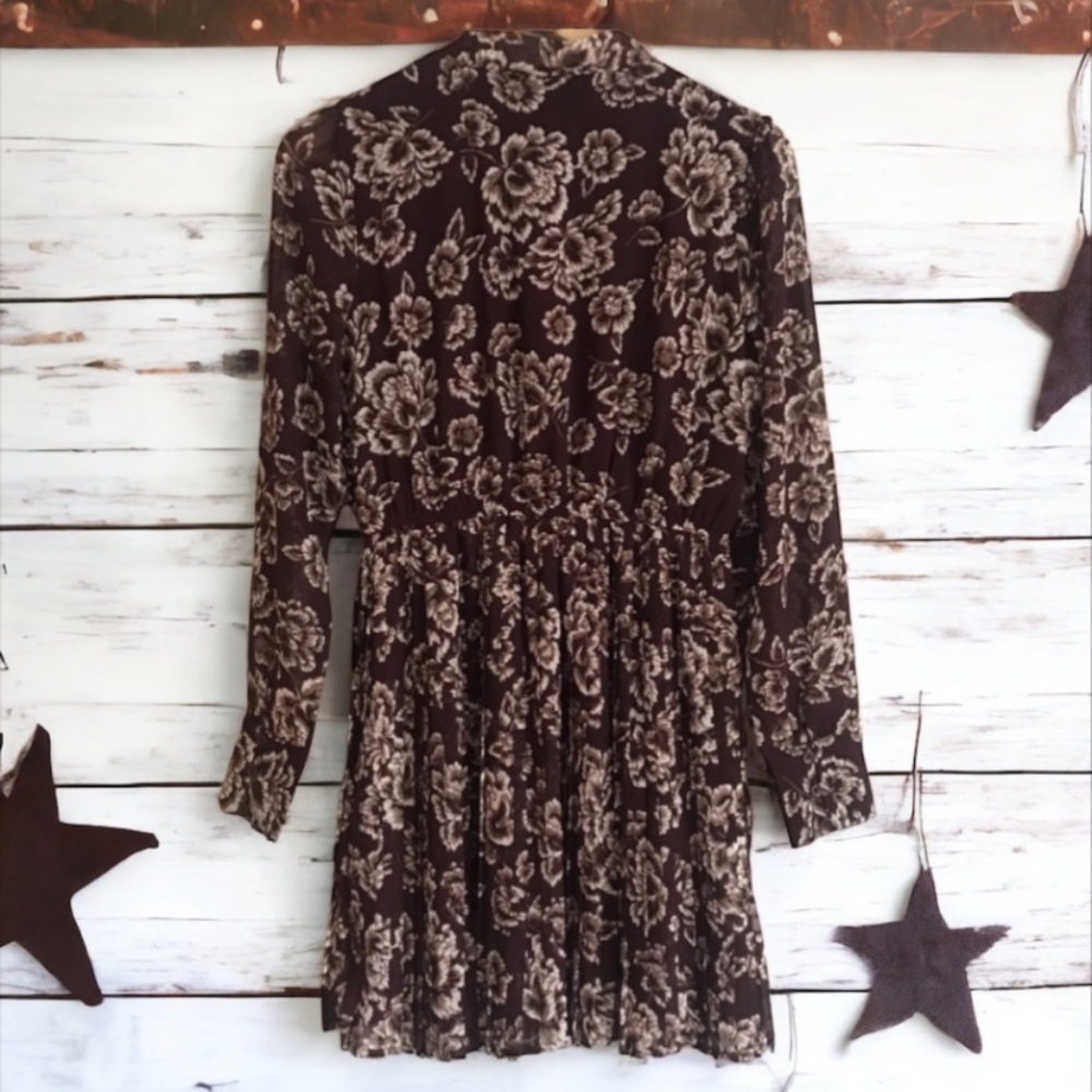 Fashion Union Elegant Floral Long Sleeve Dress - Picture 9 of 16